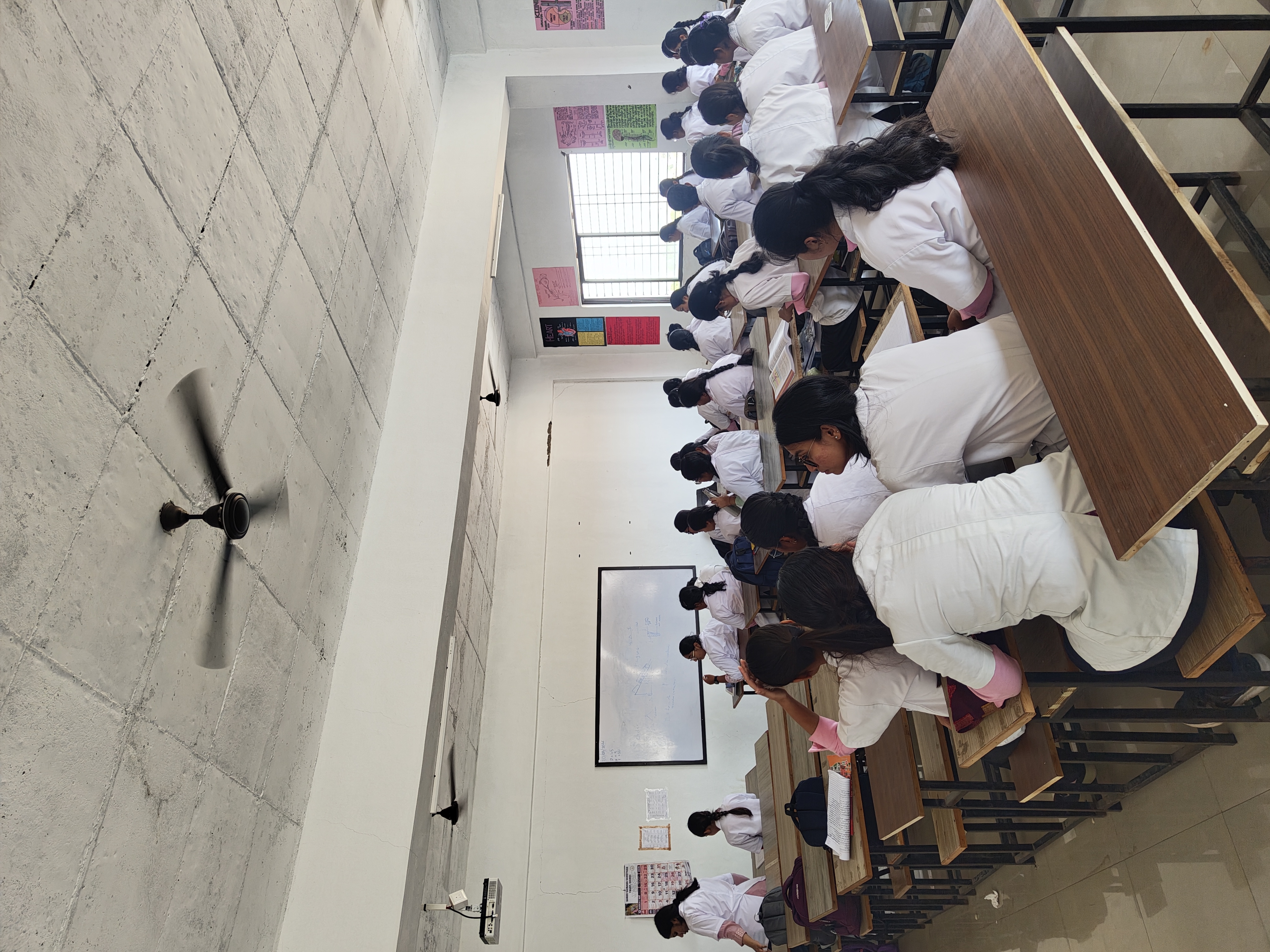 Classrooms - Photo 28