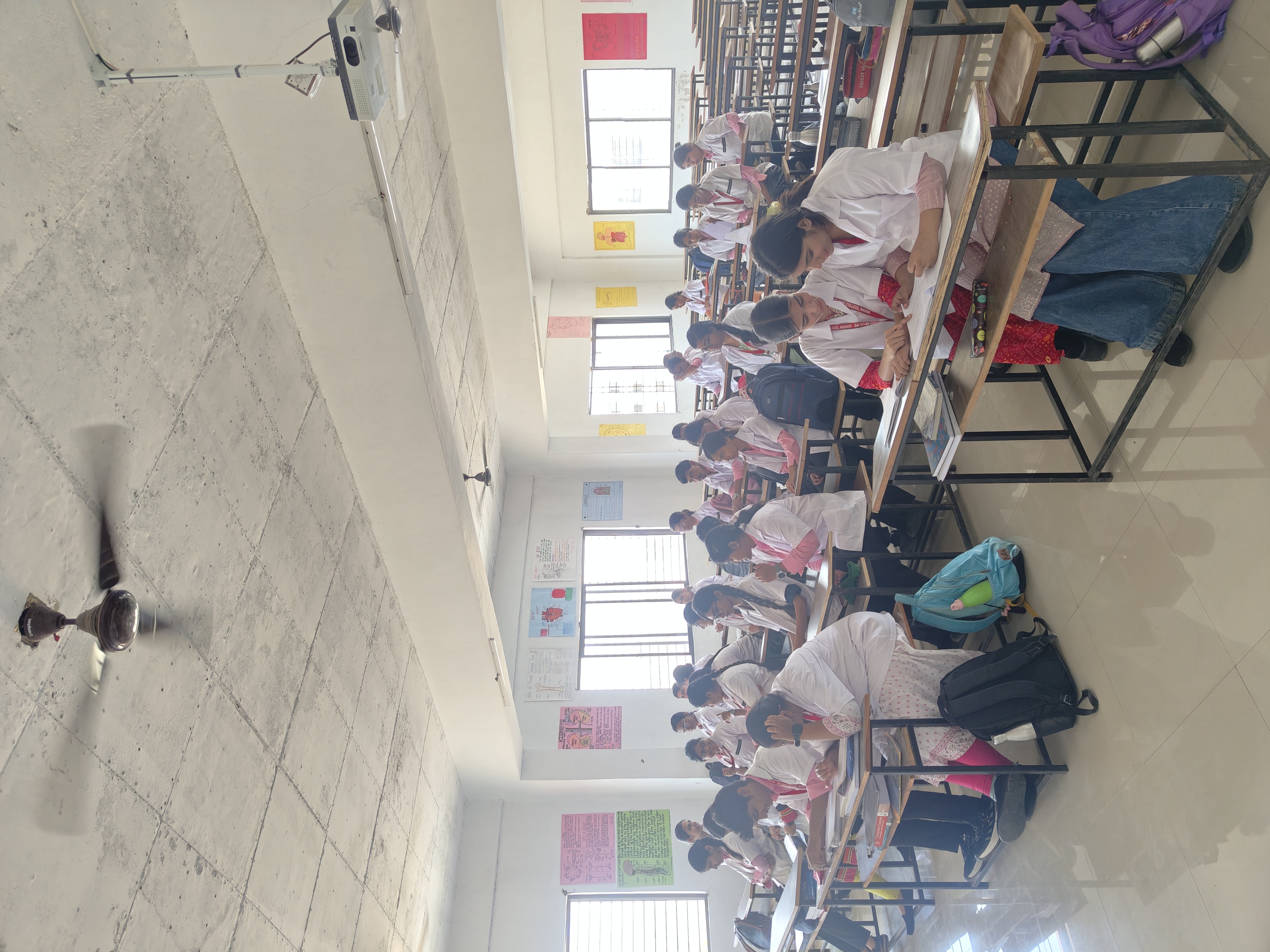 Classrooms - Photo 30