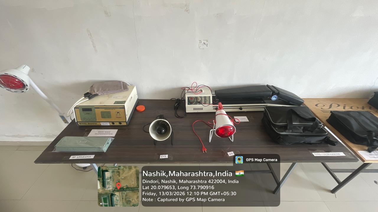 Electrotherapy Lab - Photo 10