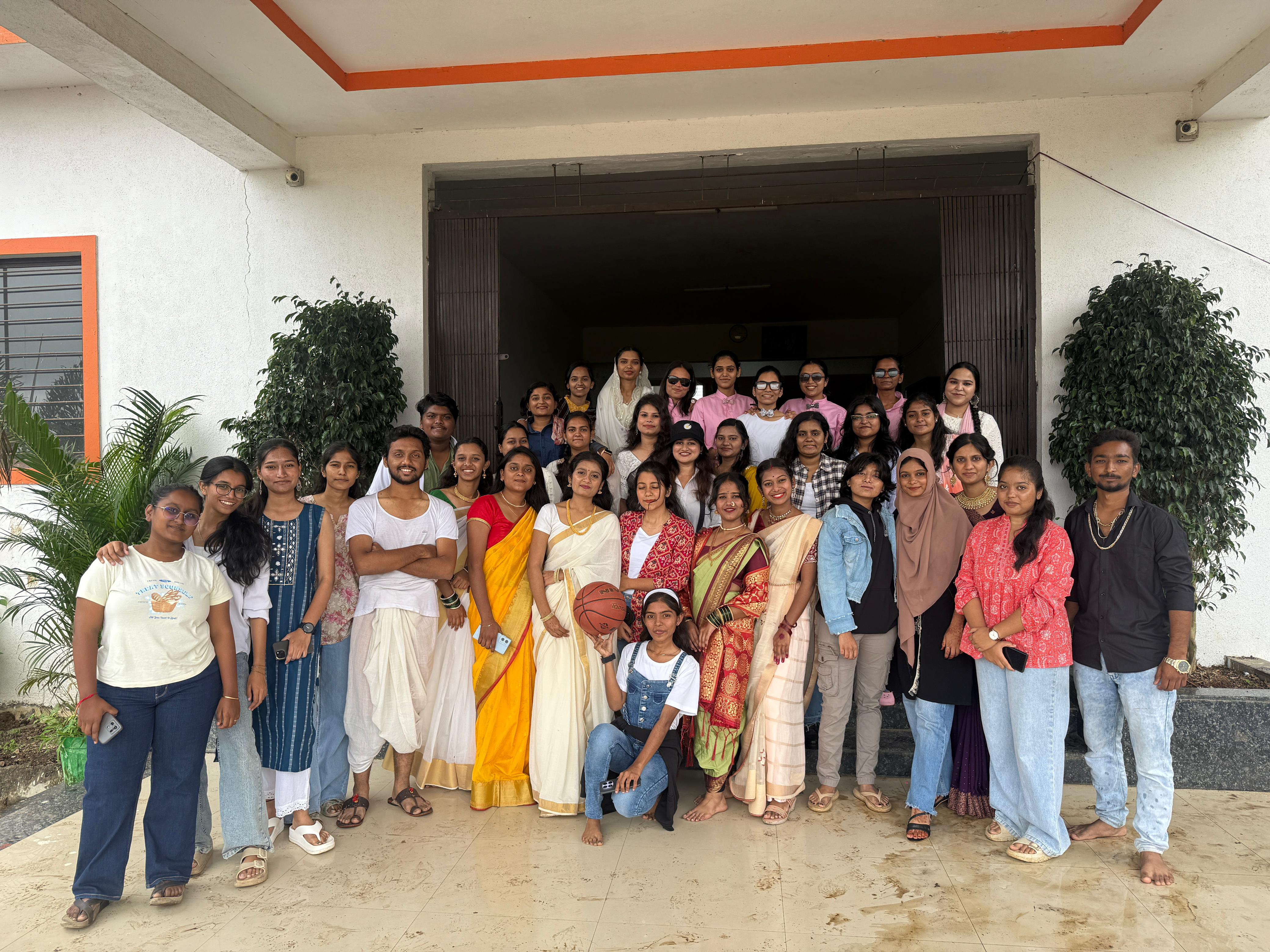 College Gallery - Photo 18